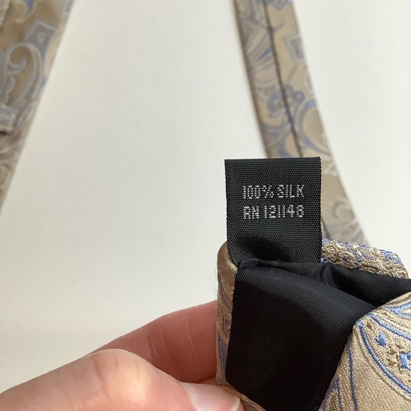 MICHAEL KORS Silk Tan & Blue Woven Paisley Tie - Picture 10 of 10